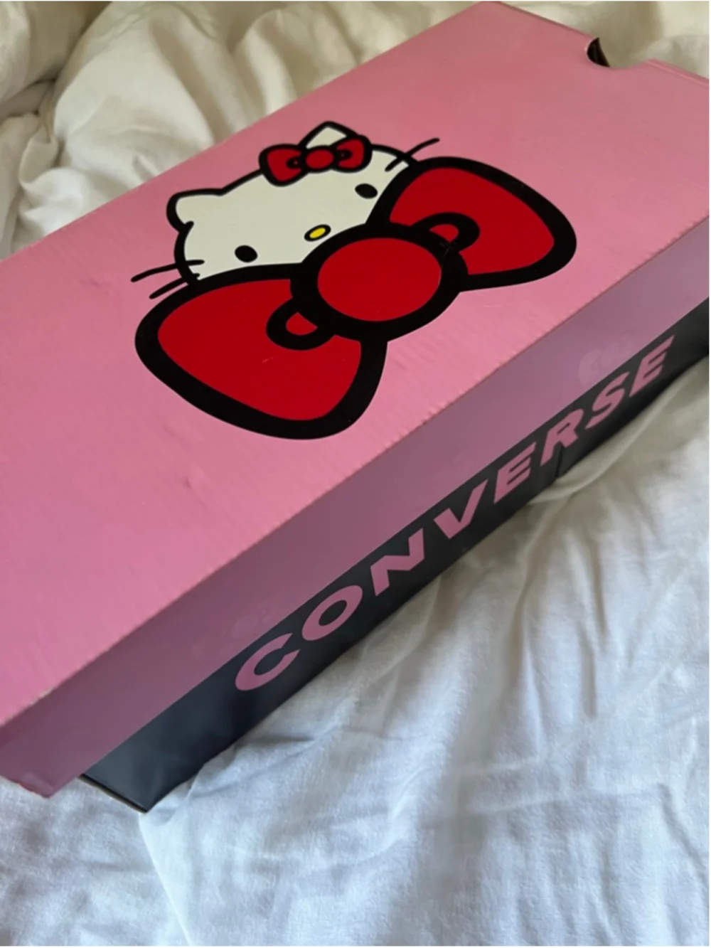 Converse x Hello Kitty Sneakers Maddie Size 4 (Big kids) Black Pink Women’s 6